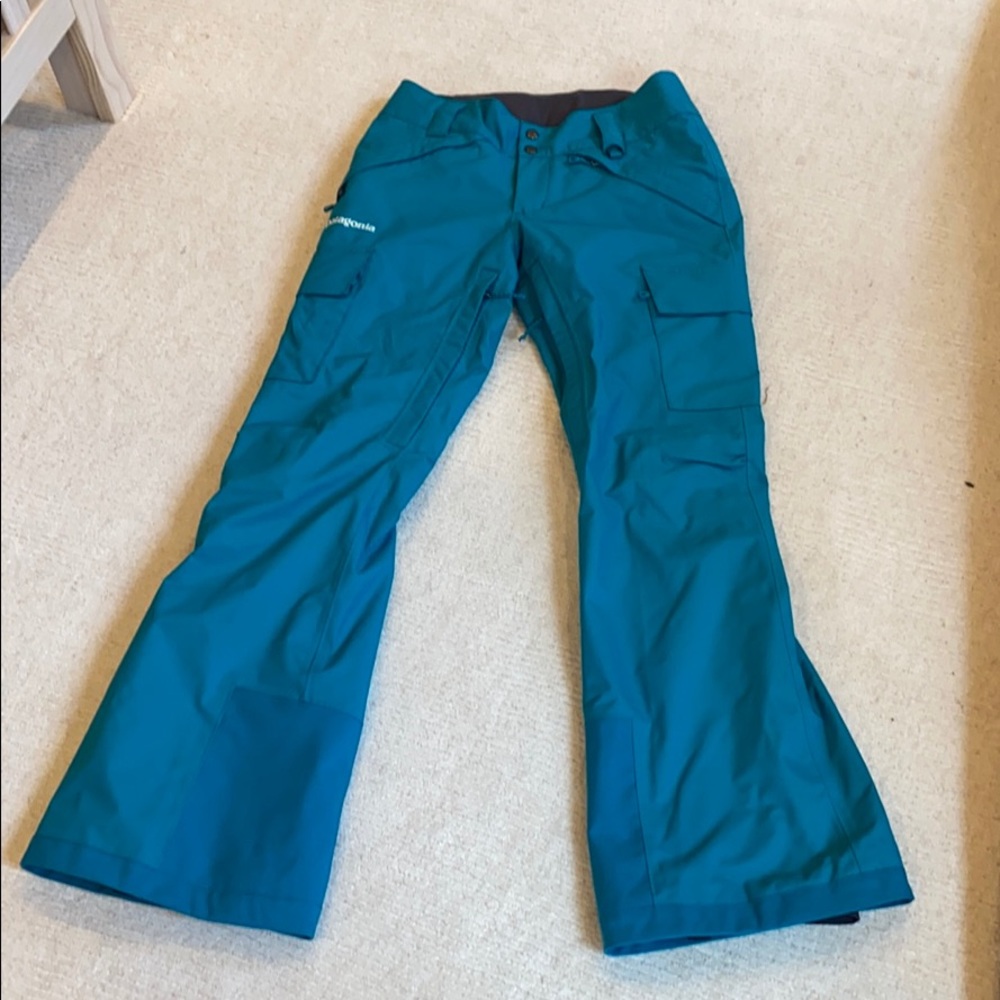 NWOT Patagonia snow pants, Xs